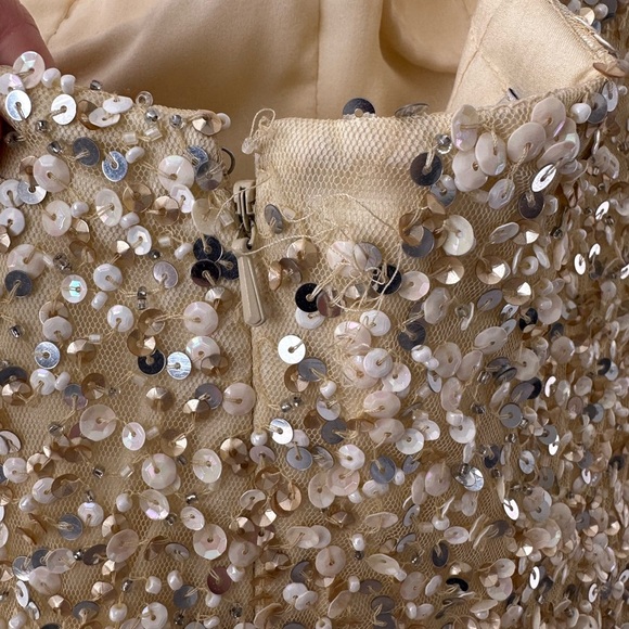 Scala Elegant Gold Sequin Evening Gown Dress, Black Tie, Prom, Wedding Size 4 - Picture 10 of 13